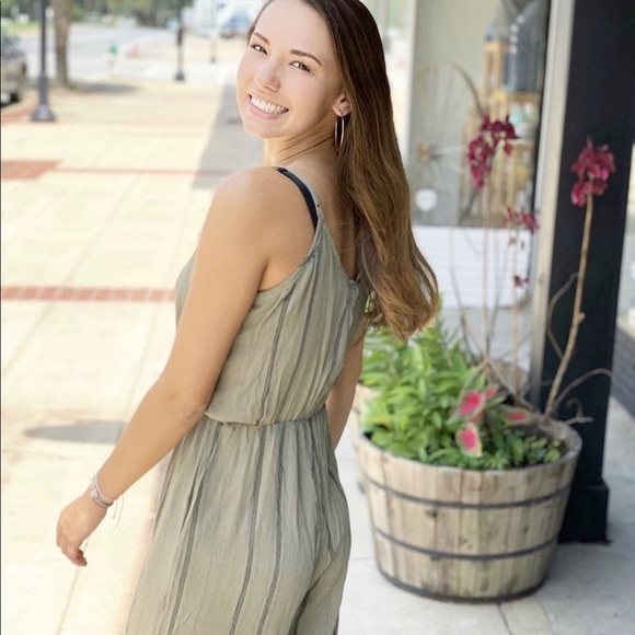 Olive Jumpsuit - Picture 2 of 3